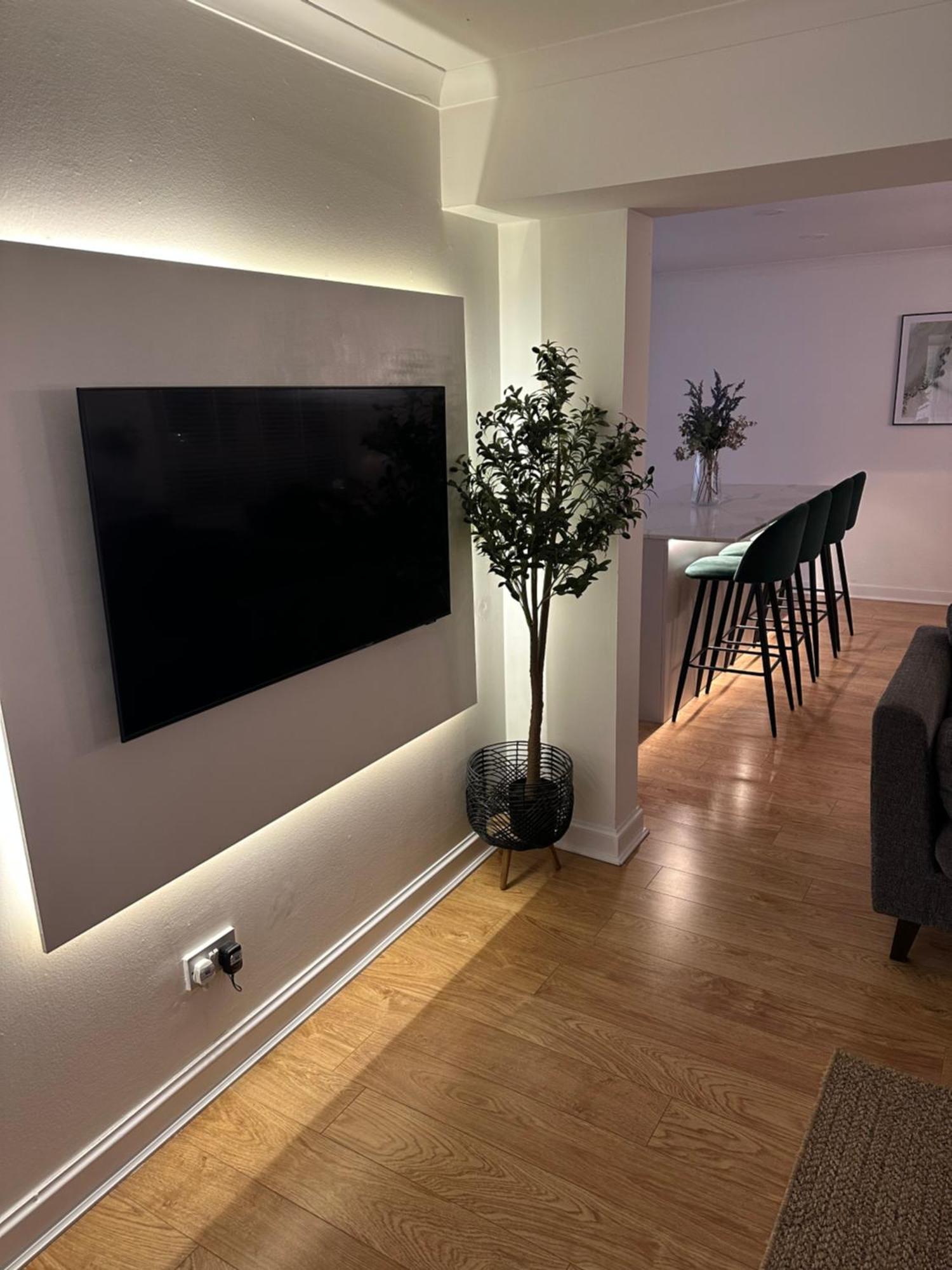 Lux 2 Bedroom Ground Floor Apartment EDI Kültér fotó